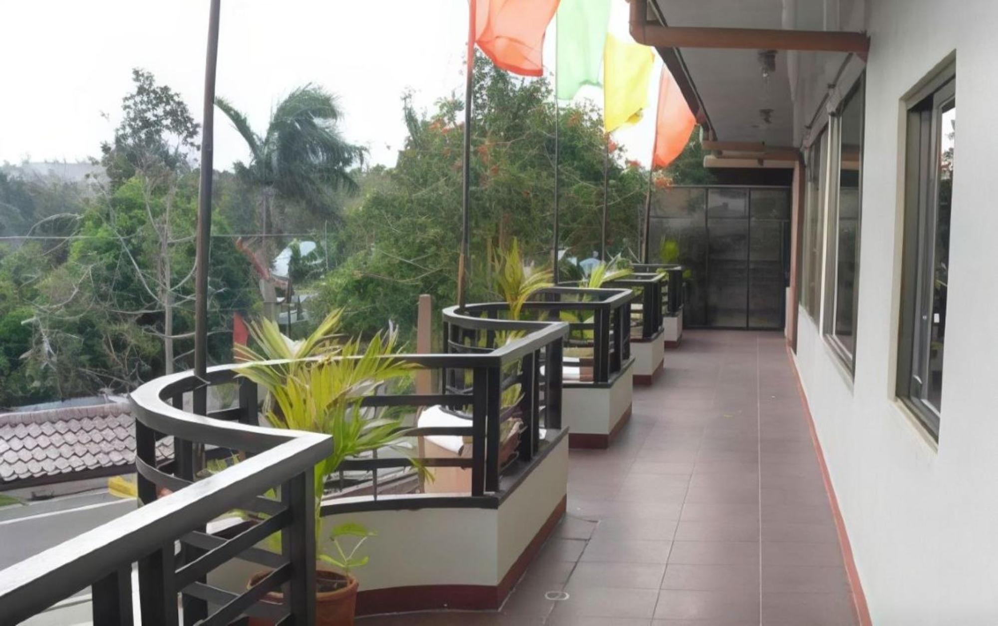 Reddoorz At Tagaytay Road 호텔 따가이따이 외부 사진